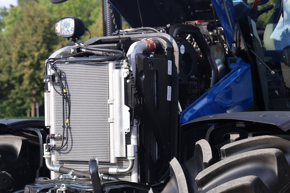 I nuovi T7 SWB mantengono il motore FPT NEF 67 a sei cilindri, ora aggiornato per migliori prestazioni